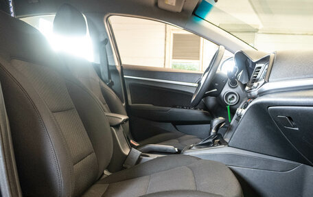 Hyundai Elantra VI рестайлинг, 2020 год, 1 649 000 рублей, 20 фотография