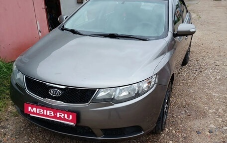 KIA Cerato III, 2010 год, 650 000 рублей, 2 фотография