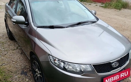 KIA Cerato III, 2010 год, 650 000 рублей, 3 фотография