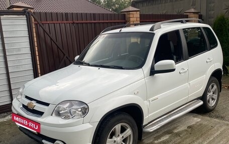 Chevrolet Niva I рестайлинг, 2013 год, 750 000 рублей, 5 фотография