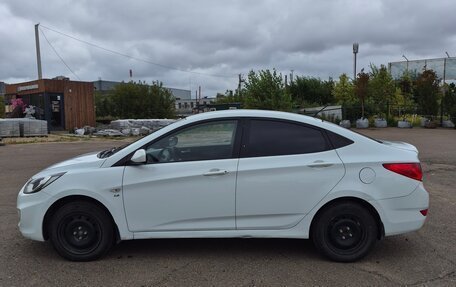 Hyundai Solaris II рестайлинг, 2013 год, 600 000 рублей, 3 фотография
