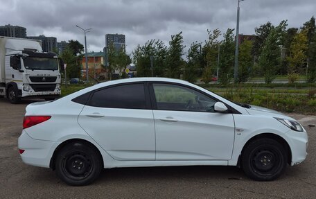 Hyundai Solaris II рестайлинг, 2013 год, 600 000 рублей, 7 фотография