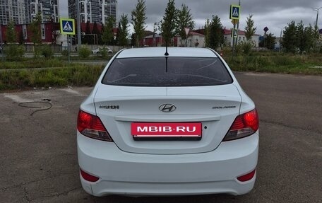 Hyundai Solaris II рестайлинг, 2013 год, 600 000 рублей, 5 фотография