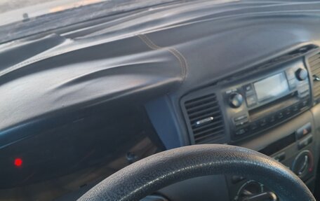 Toyota Corolla, 2005 год, 357 000 рублей, 11 фотография