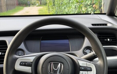 Honda Fit, 2022 год, 1 500 000 рублей, 13 фотография