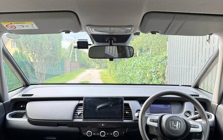 Honda Fit, 2022 год, 1 500 000 рублей, 11 фотография