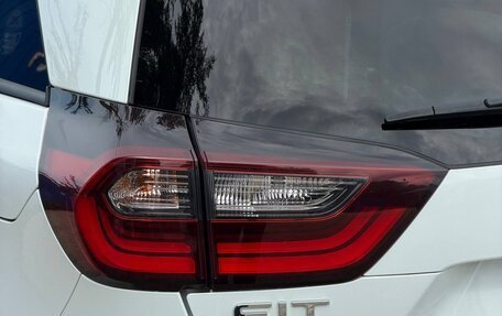 Honda Fit, 2022 год, 1 500 000 рублей, 5 фотография