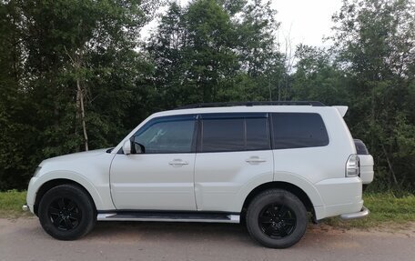 Mitsubishi Pajero IV, 2013 год, 2 150 000 рублей, 5 фотография