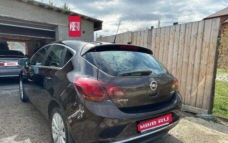 Opel Astra J, 2014 год, 949 000 рублей, 4 фотография