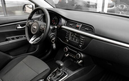 KIA Rio IV, 2018 год, 1 149 000 рублей, 6 фотография