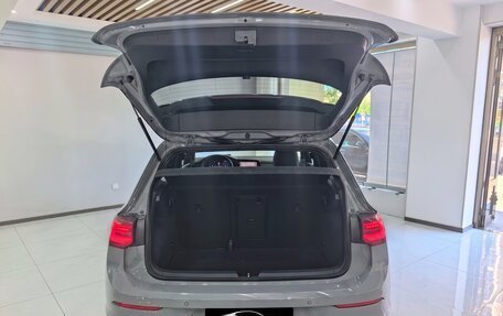 Volkswagen Golf VIII, 2022 год, 1 990 000 рублей, 7 фотография