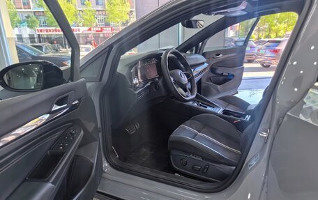 Volkswagen Golf VIII, 2022 год, 1 990 000 рублей, 10 фотография