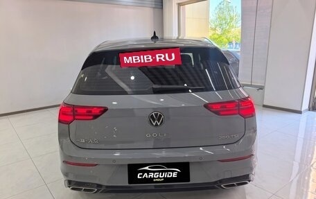 Volkswagen Golf VIII, 2022 год, 1 990 000 рублей, 5 фотография