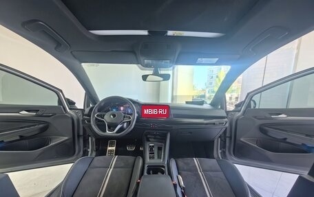 Volkswagen Golf VIII, 2022 год, 1 990 000 рублей, 8 фотография