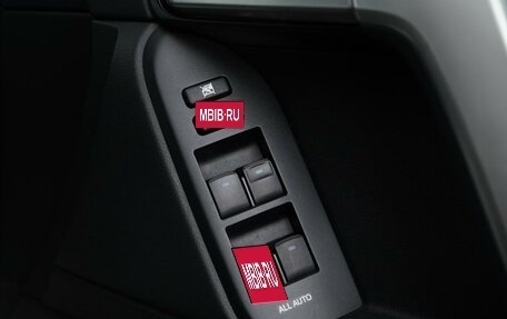 Toyota Land Cruiser Prado 150 рестайлинг 2, 2020 год, 5 800 000 рублей, 12 фотография