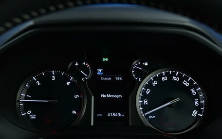 Toyota Land Cruiser Prado 150 рестайлинг 2, 2020 год, 5 800 000 рублей, 20 фотография