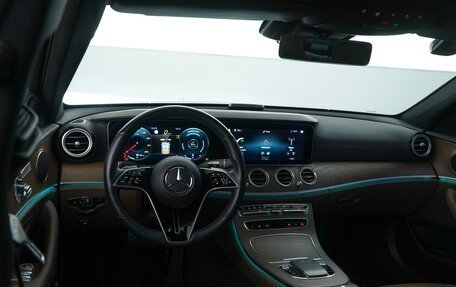 Mercedes-Benz E-Класс, 2022 год, 3 938 888 рублей, 6 фотография