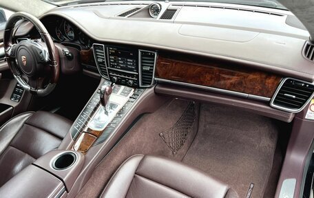 Porsche Panamera II рестайлинг, 2013 год, 2 400 000 рублей, 17 фотография