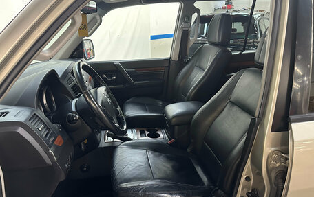 Mitsubishi Pajero IV, 2007 год, 920 000 рублей, 6 фотография