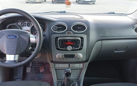 Ford Focus II рестайлинг, 2010 год, 645 000 рублей, 4 фотография