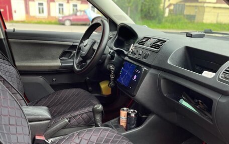 Skoda Fabia II, 2010 год, 425 000 рублей, 6 фотография