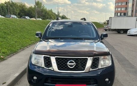 Nissan Pathfinder, 2010 год, 1 420 000 рублей, 2 фотография