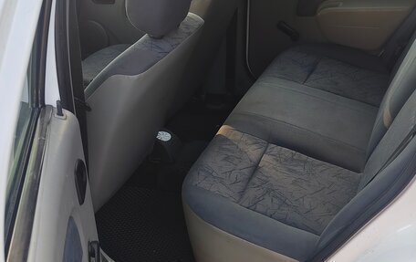 Renault Logan I, 2005 год, 275 000 рублей, 6 фотография