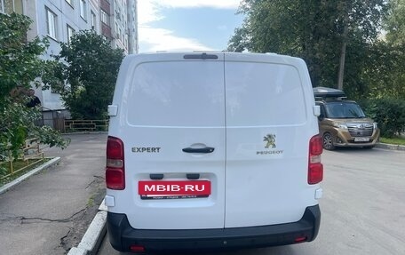 Peugeot Expert, 2019 год, 1 650 000 рублей, 2 фотография