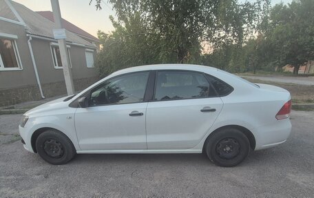 Volkswagen Polo VI (EU Market), 2013 год, 700 000 рублей, 4 фотография
