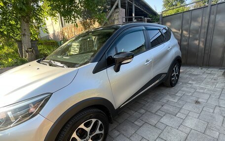 Renault Kaptur I рестайлинг, 2018 год, 1 350 000 рублей, 4 фотография