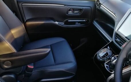 Toyota Esquire I, 2020 год, 2 685 000 рублей, 23 фотография