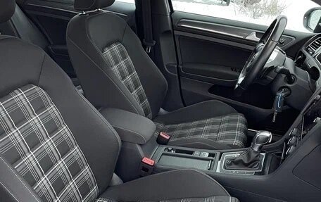 Volkswagen Golf VII, 2019 год, 1 900 000 рублей, 4 фотография