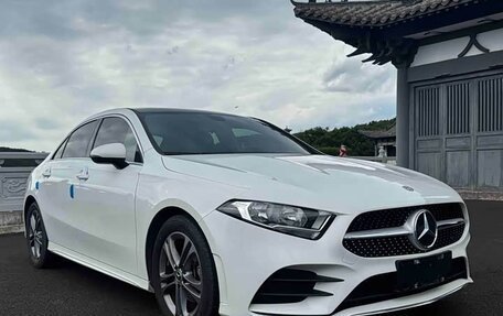 Mercedes-Benz A-Класс, 2022 год, 2 230 000 рублей, 3 фотография