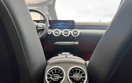 Mercedes-Benz A-Класс, 2022 год, 2 230 000 рублей, 12 фотография