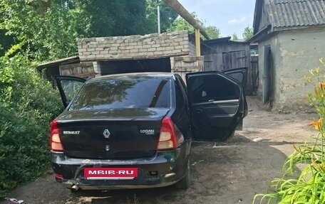Renault Logan I, 2011 год, 200 000 рублей, 2 фотография