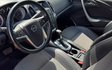 Opel Astra J, 2011 год, 800 000 рублей, 9 фотография