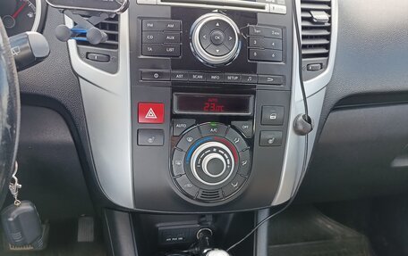 KIA Venga I, 2011 год, 650 000 рублей, 6 фотография