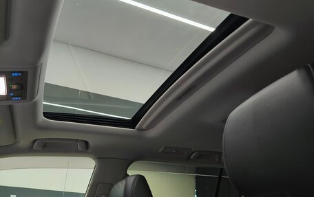 Toyota Land Cruiser 200, 2019 год, 6 890 000 рублей, 8 фотография