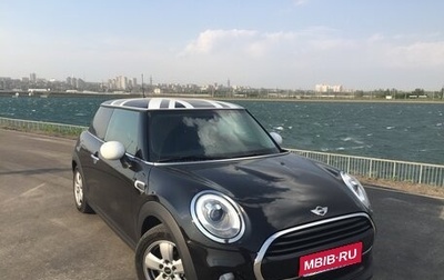 MINI Hatch, 2017 год, 1 390 000 рублей, 1 фотография