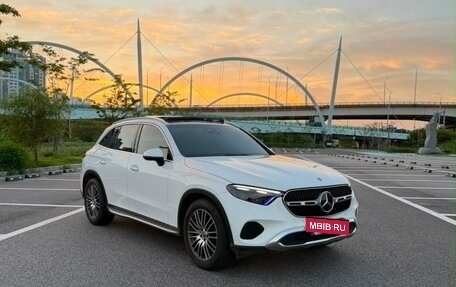Mercedes-Benz GLC, 2024 год, 6 750 000 рублей, 2 фотография