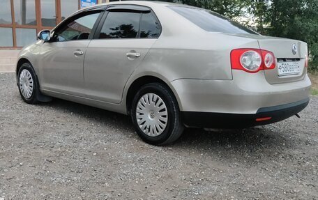 Volkswagen Jetta VI, 2006 год, 550 000 рублей, 2 фотография