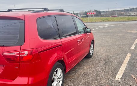 SEAT Alhambra II рестайлинг, 2013 год, 1 300 000 рублей, 6 фотография