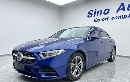Mercedes-Benz A-Класс, 2023 год, 1 890 005 рублей, 1 фотография