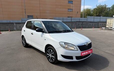 Skoda Fabia II, 2013 год, 400 000 рублей, 2 фотография