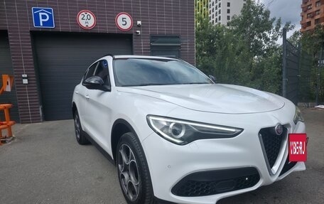 Alfa Romeo Stelvio, 2020 год, 3 150 000 рублей, 2 фотография