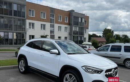 Mercedes-Benz GLA, 2022 год, 4 200 000 рублей, 4 фотография
