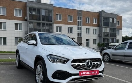 Mercedes-Benz GLA, 2022 год, 4 200 000 рублей, 2 фотография
