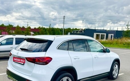 Mercedes-Benz GLA, 2022 год, 4 200 000 рублей, 5 фотография