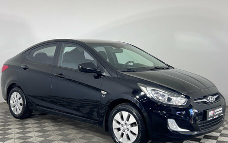 Hyundai Solaris II рестайлинг, 2012 год, 897 000 рублей, 3 фотография