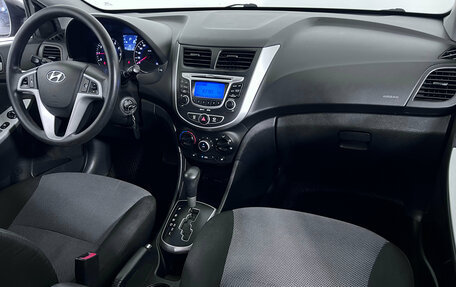Hyundai Solaris II рестайлинг, 2012 год, 897 000 рублей, 9 фотография